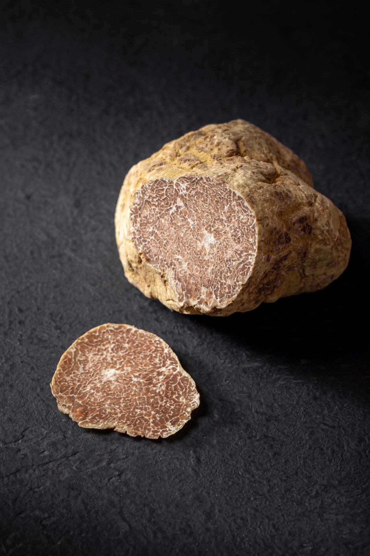 Alba White Truffle (Tuber Magnatum Pico)